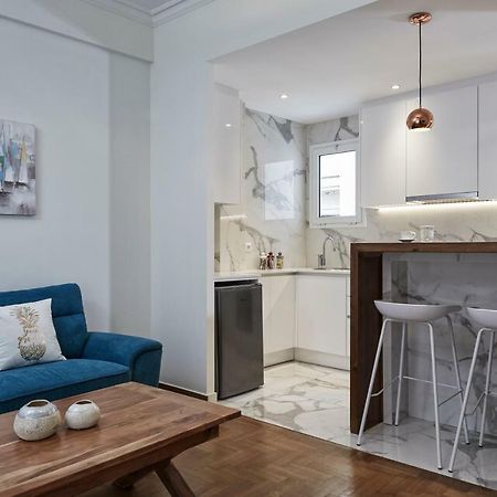 Cozy And Bright 2Bd Apartment In Kolonaki Athena Bagian luar foto