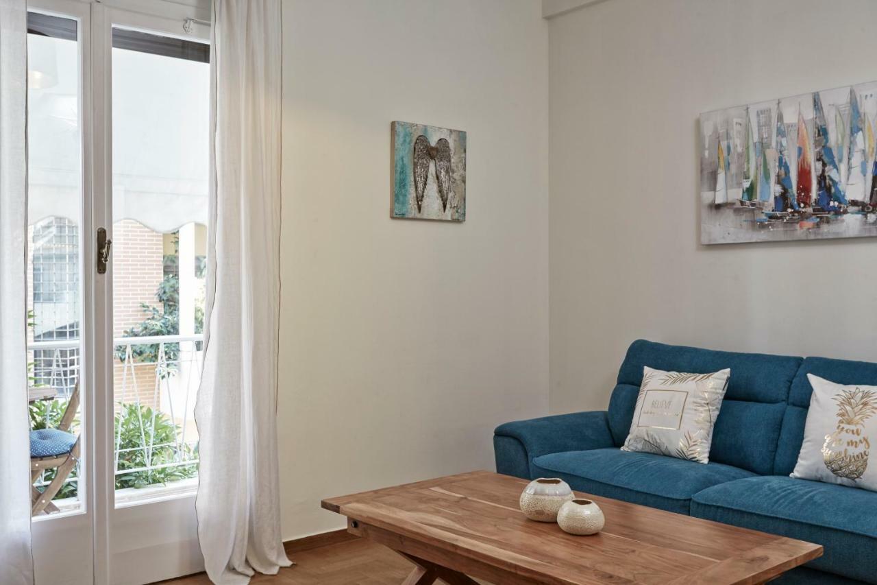 Cozy And Bright 2Bd Apartment In Kolonaki Athena Bagian luar foto