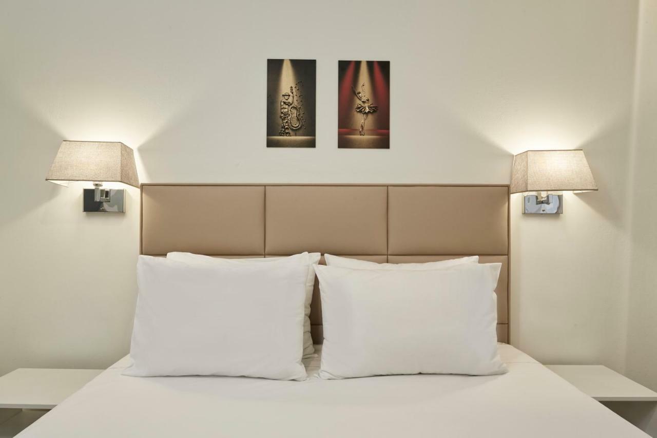 Cozy And Bright 2Bd Apartment In Kolonaki Athena Bagian luar foto
