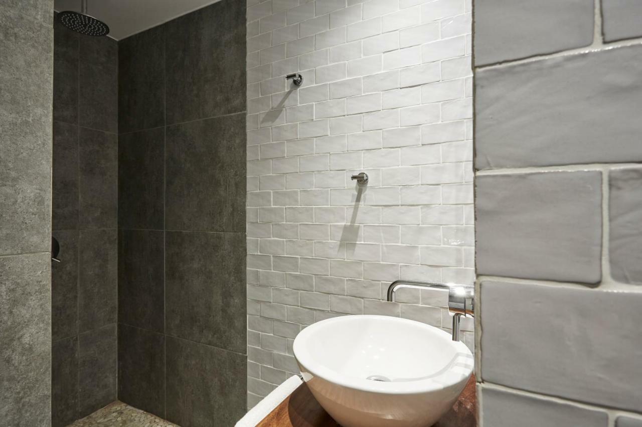 Cozy And Bright 2Bd Apartment In Kolonaki Athena Bagian luar foto