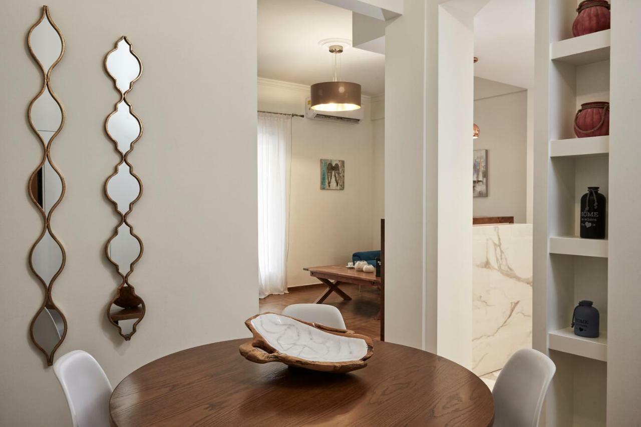 Cozy And Bright 2Bd Apartment In Kolonaki Athena Bagian luar foto